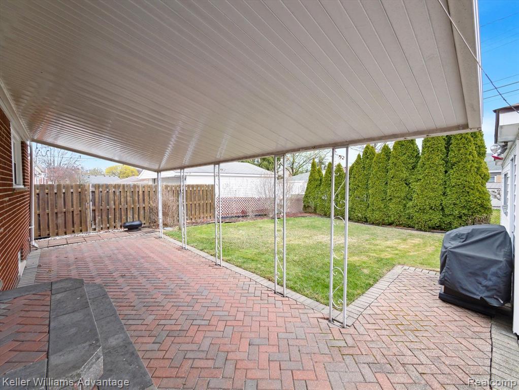 6634 HAWTHORNE Street, Garden City, MI — Photo 33