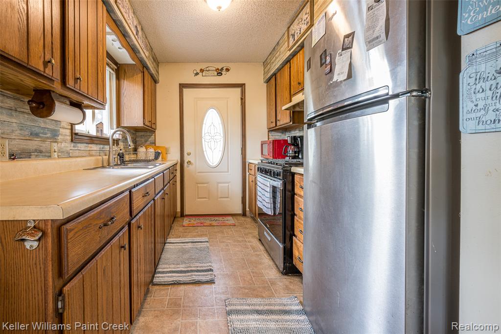 4580 Mohawk Trail, Gladwin, MI 48624 — Photo 3