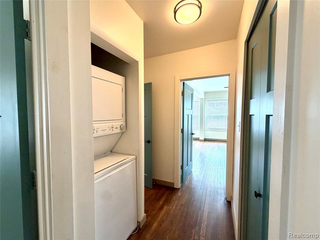 2045 Calvert Street, Detroit, MI 48206 — Photo 25