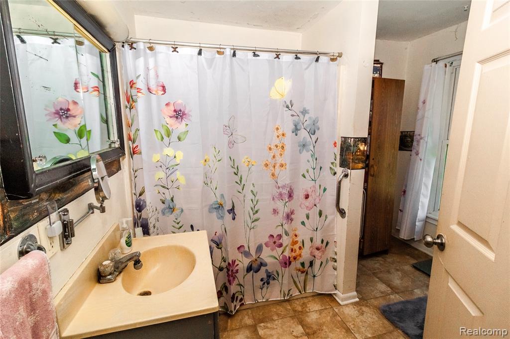 9030 Washburn Road, Columbiaville, MI 48421 — Photo 19