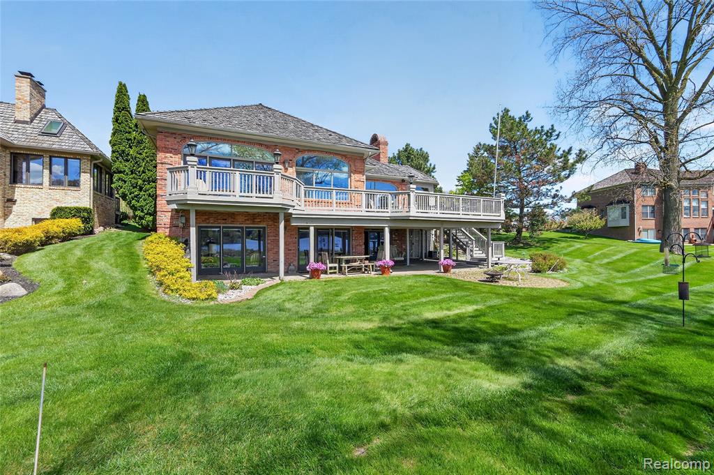 24 Chateaux Du Lac, Fenton, MI 48430 — Photo 6