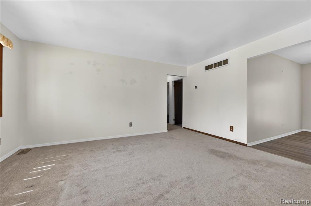 23712 Cedar Ridge Drive, Romulus, MI 48174 — Photo 6