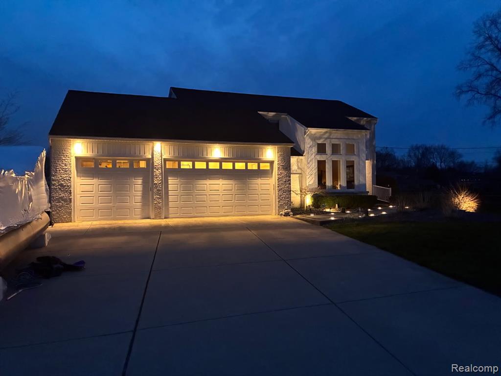 762 Golden Shores, White Lake, MI — Photo 39