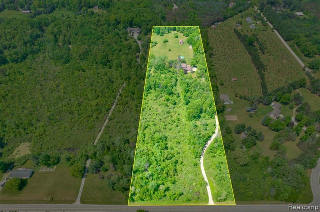 3483 FLINT RIVER Road, Columbiaville, MI 48421 — Photo 46