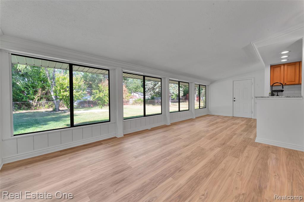 45467 Sterritt Street, Utica, MI 48317 — Photo 18