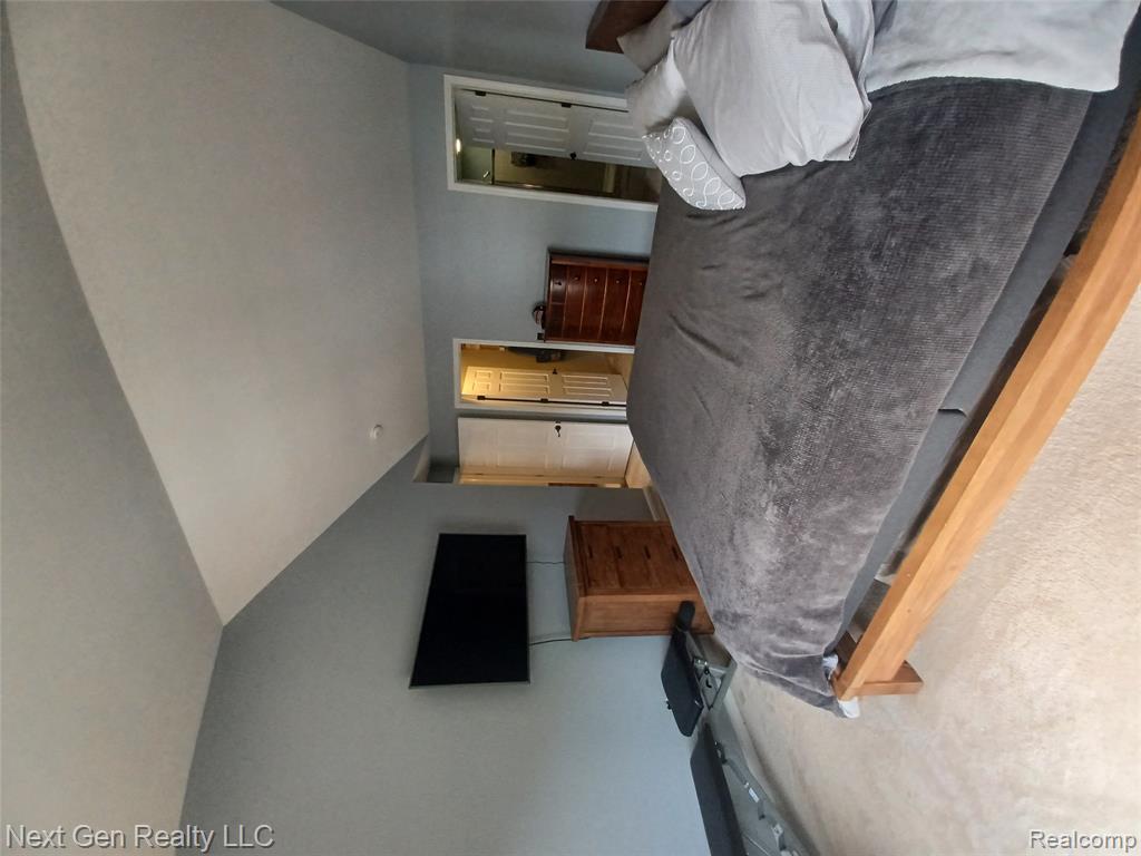17200 Chesapeake Circle, Walled Lake, MI 48390 — Photo 29