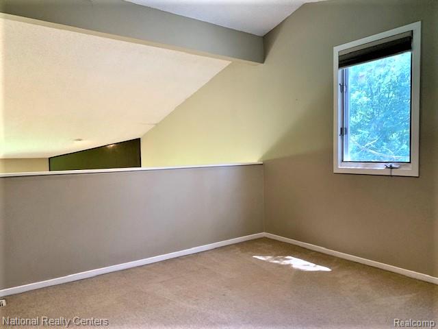 6298 Aspen Ridge Boulevard, 34, West Bloomfield, MI — Photo 11