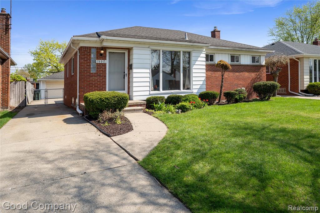 19915 Shady Lane Avenue, Saint Clair Shores, MI 48080 — Photo 22
