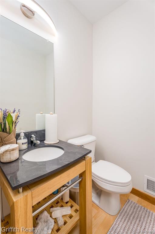 8104 PARKER Road, Saline, MI 48176 — Photo 13