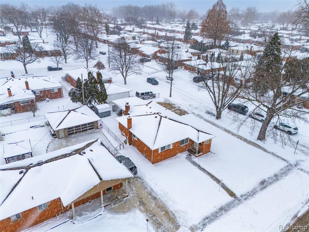 25961 Warrington Street, Dearborn Heights, MI 48127 — Photo 41