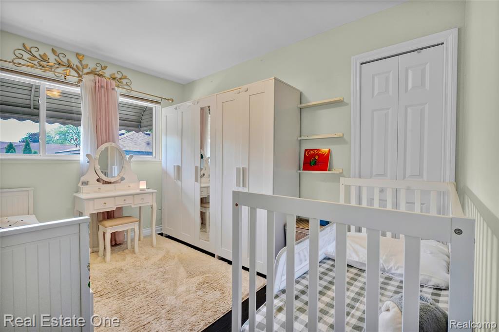 33395 Florence Street, Garden City, MI — Photo 16