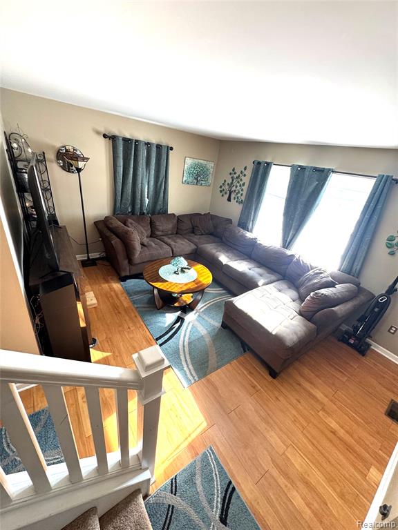 456 Vinewood Street, Wyandotte, MI 48192 — Photo 5