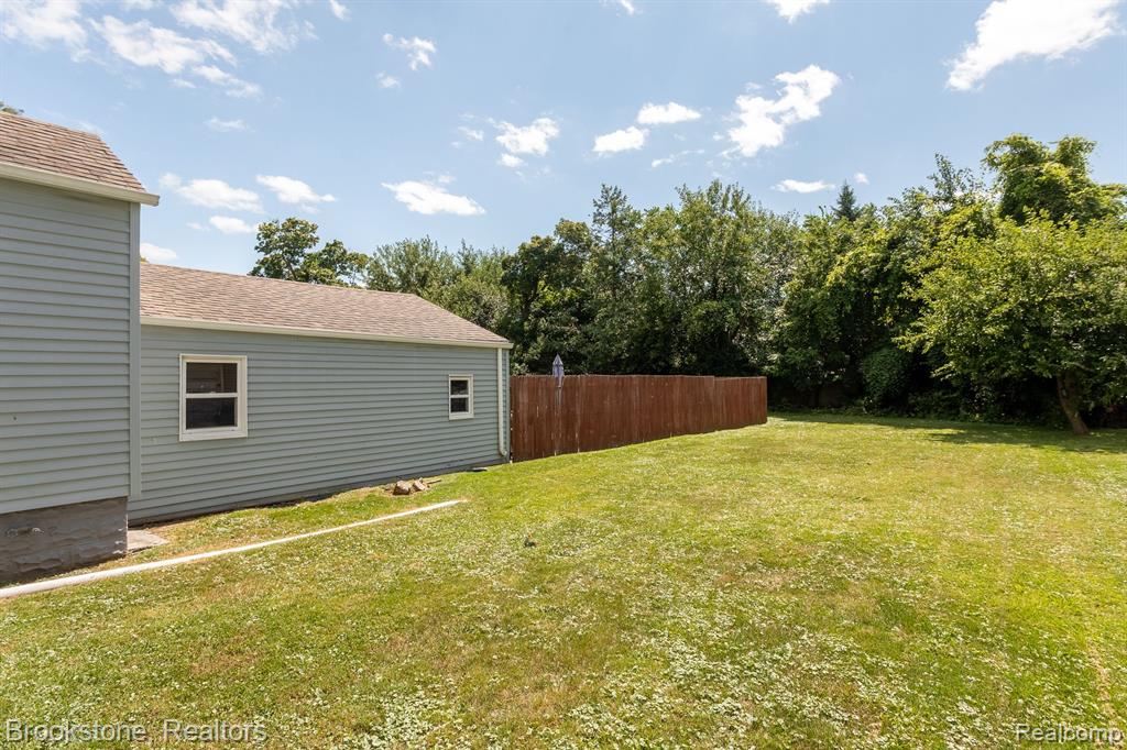 6235 DALLAS Street, Monroe, MI 48161 — Photo 22