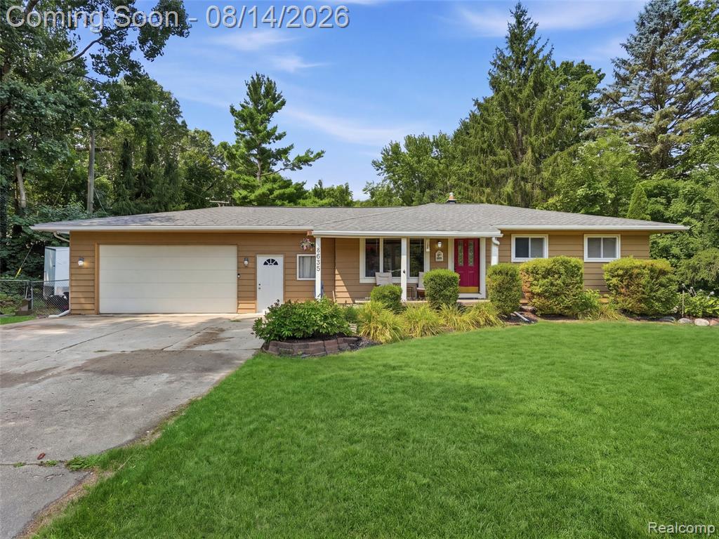 4855 Cecelia Ann Avenue, Clarkston, MI