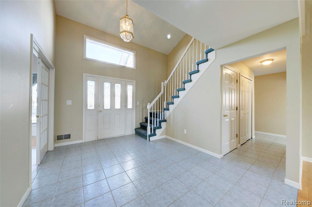 15756 Lamont Drive, Macomb, MI 48042 — Photo 27