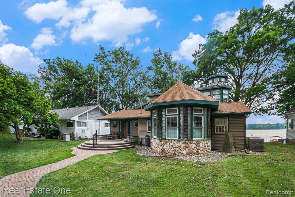 634 Dorbert Drive, Munith, MI 49259 — Photo 18