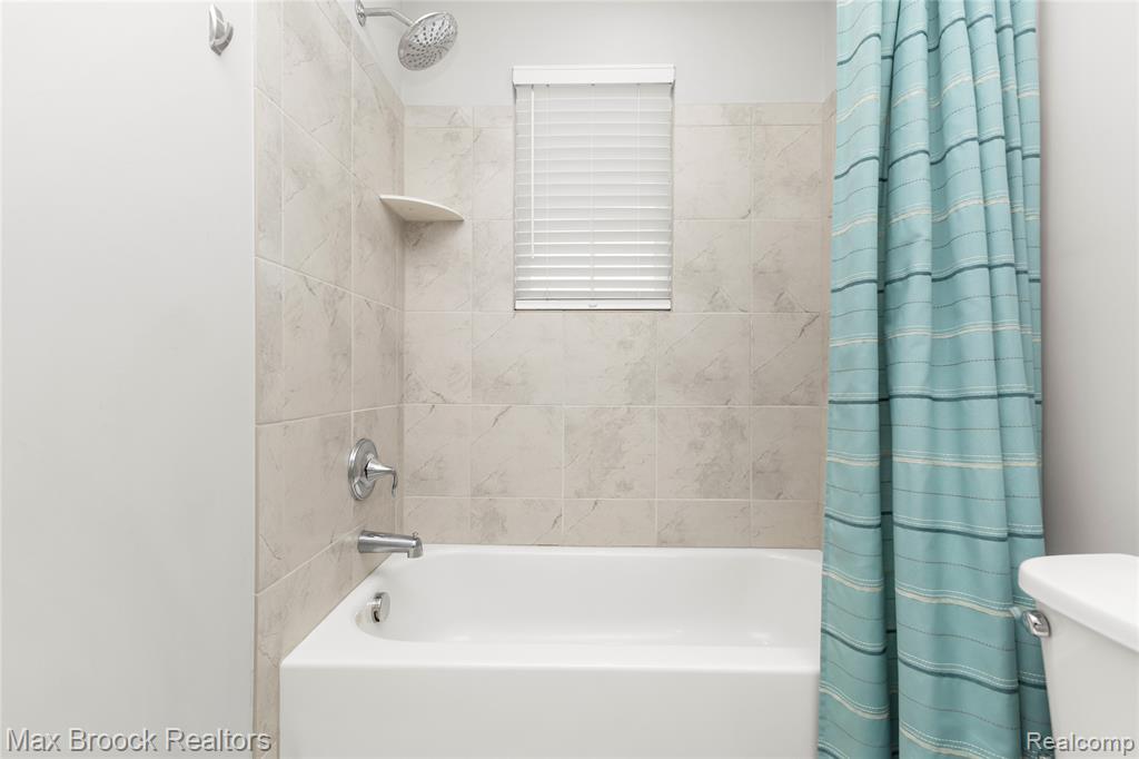 4211 Kent Road, Royal Oak, MI 48073 — Photo 45