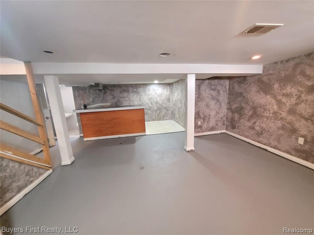 958 Cleveland Avenue, Lincoln Park, MI 48146 — Photo 16