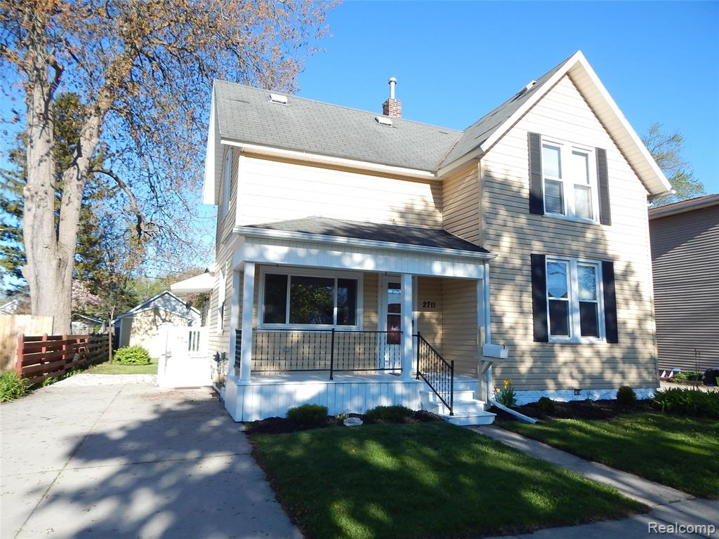 2711 Cherry Street, Port Huron, MI 48060