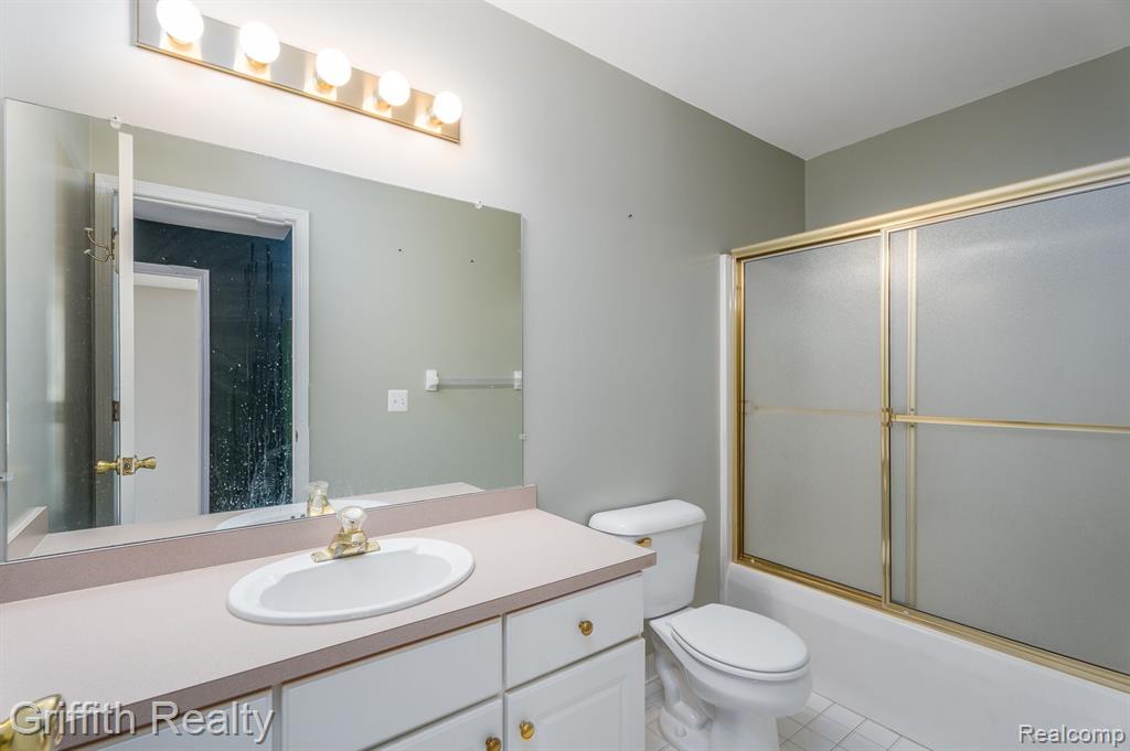 389 WOODFIELD SQUARE Lane, Brighton, MI 48116 — Photo 22