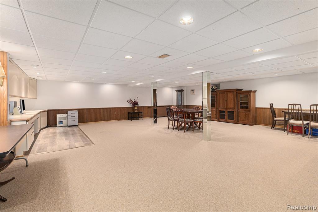 4597 Broughton Drive, Bloomfield Hills, MI 48301 — Photo 38