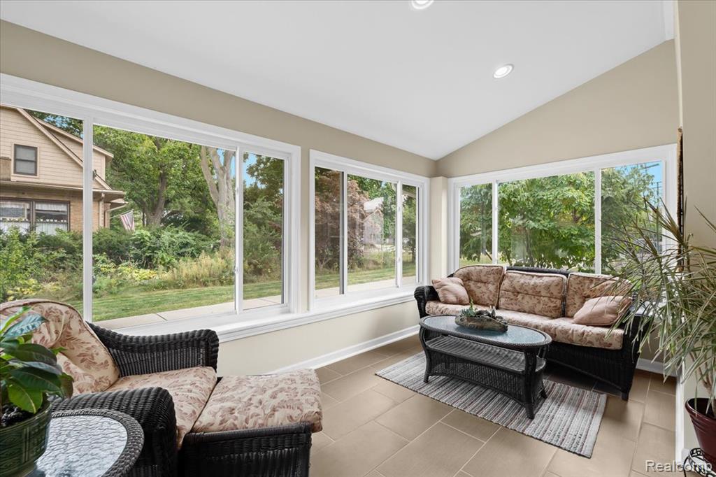 41840 E Ann Arbor Trail, Plymouth, MI 48170 — Photo 16