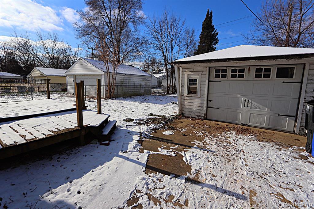 7281 PARKLAND, Redford, MI 48239 — Photo 29