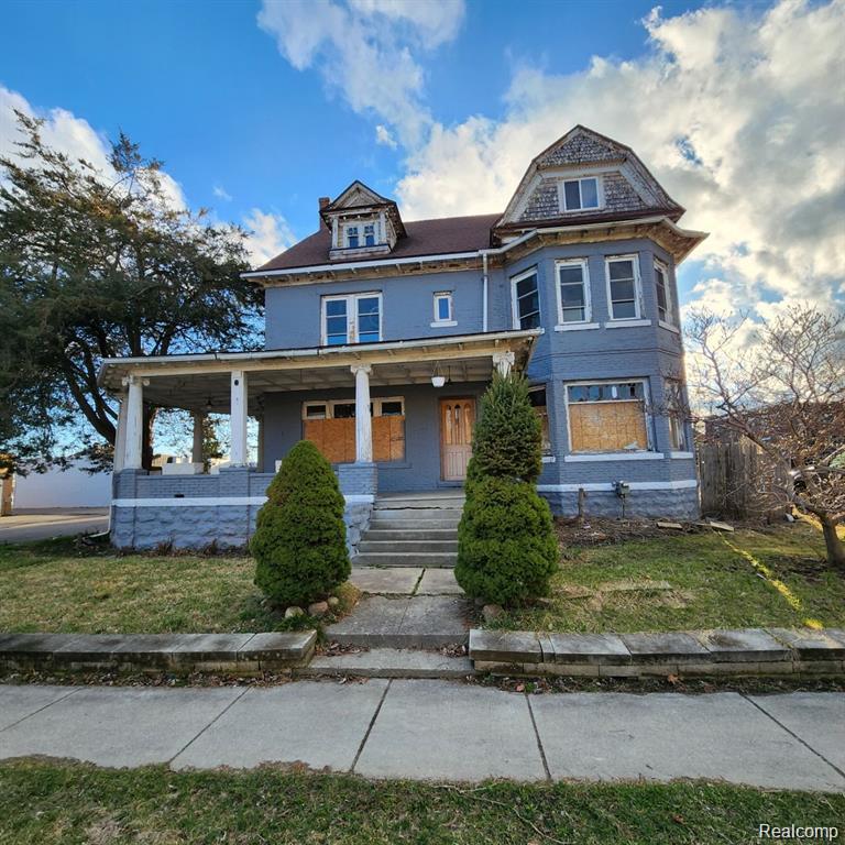 821 M L King Avenue, Flint, MI 48503 — front exterior