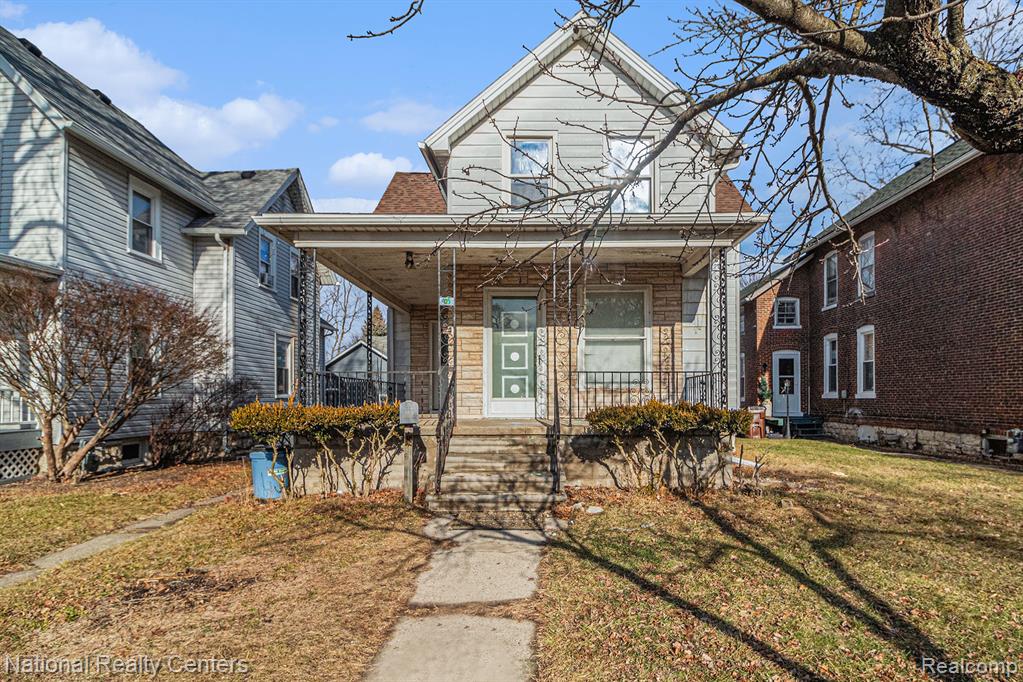 405 E 5th Street, Monroe, MI 48161 — front exterior