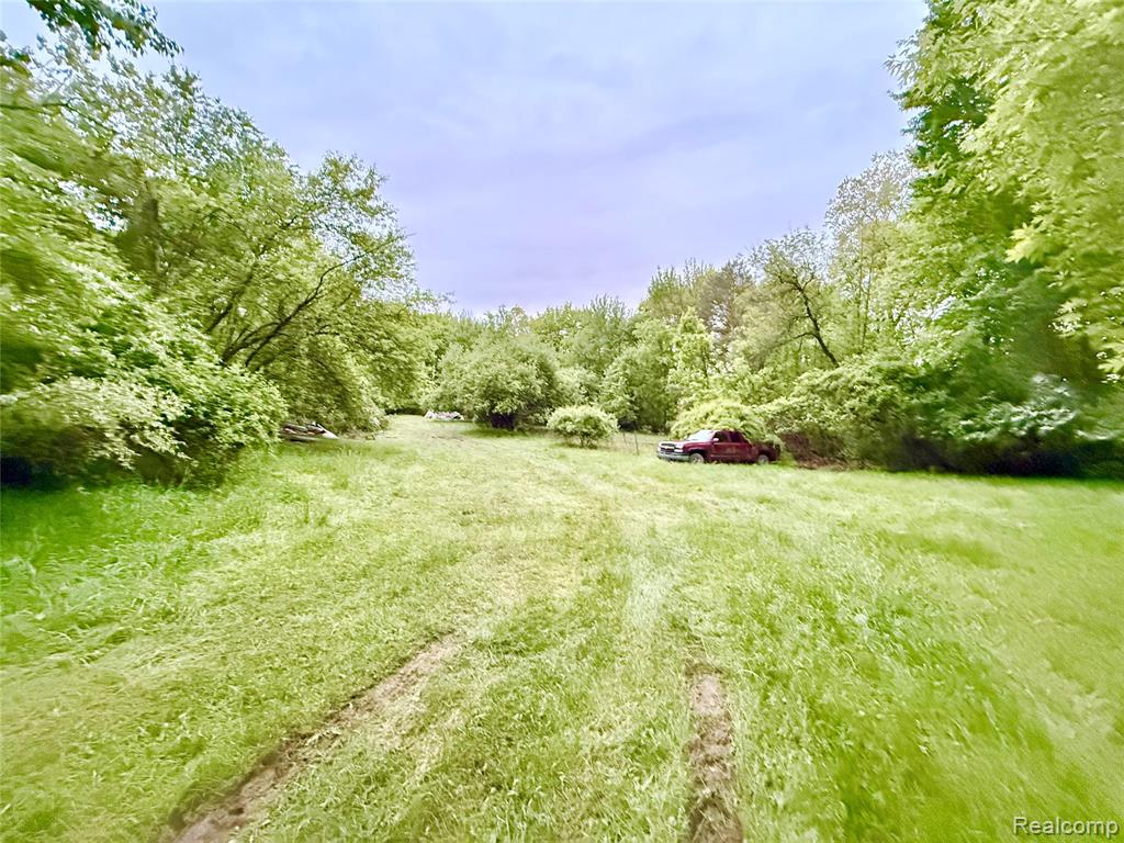 7590 Dean Road, Fenton, MI 48430 — Photo 32