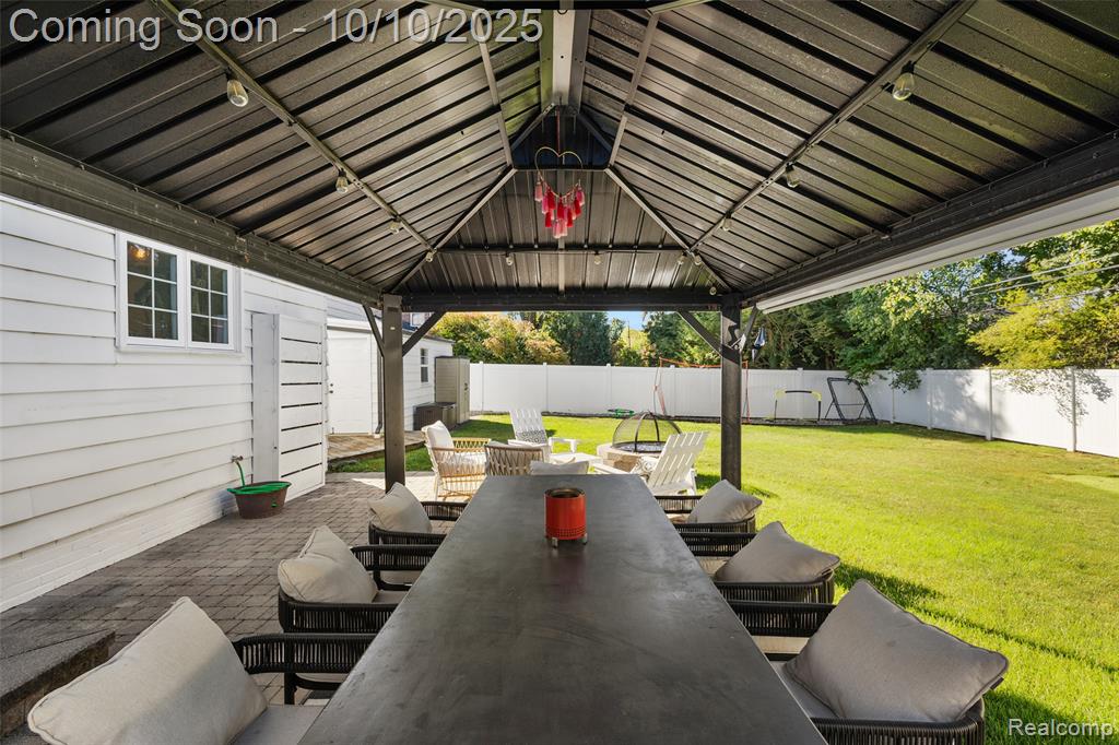 412 S Glenhurst Drive, Birmingham, MI 48009 — Photo 46