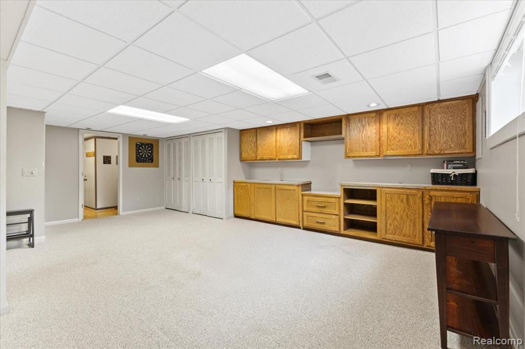 8291 Fawn Valley Circle, Clarkston, MI 48348 — Photo 32