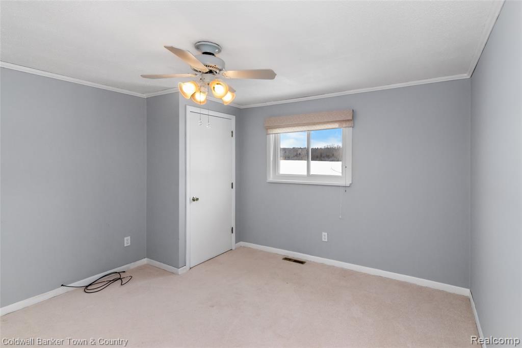 2705 Melvin Drive, Pinckney, MI 48169 — Photo 49