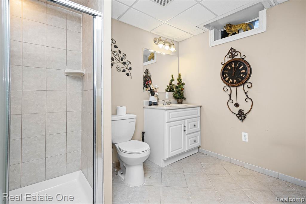 7295 W Maple Road, West Bloomfield, MI — Photo 25