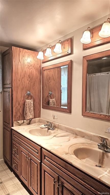 10040 Stinchfield Woods Road, Pinckney, MI 48169 — Photo 39