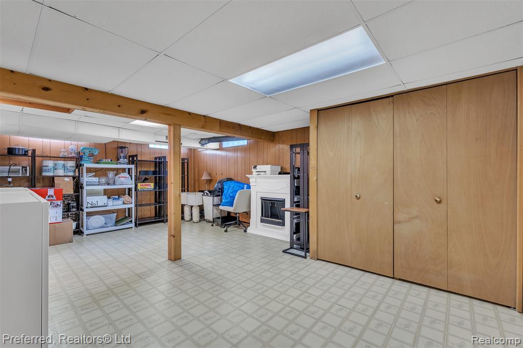 19517 Dartmouth Place, Northville, MI 48167 — Photo 25