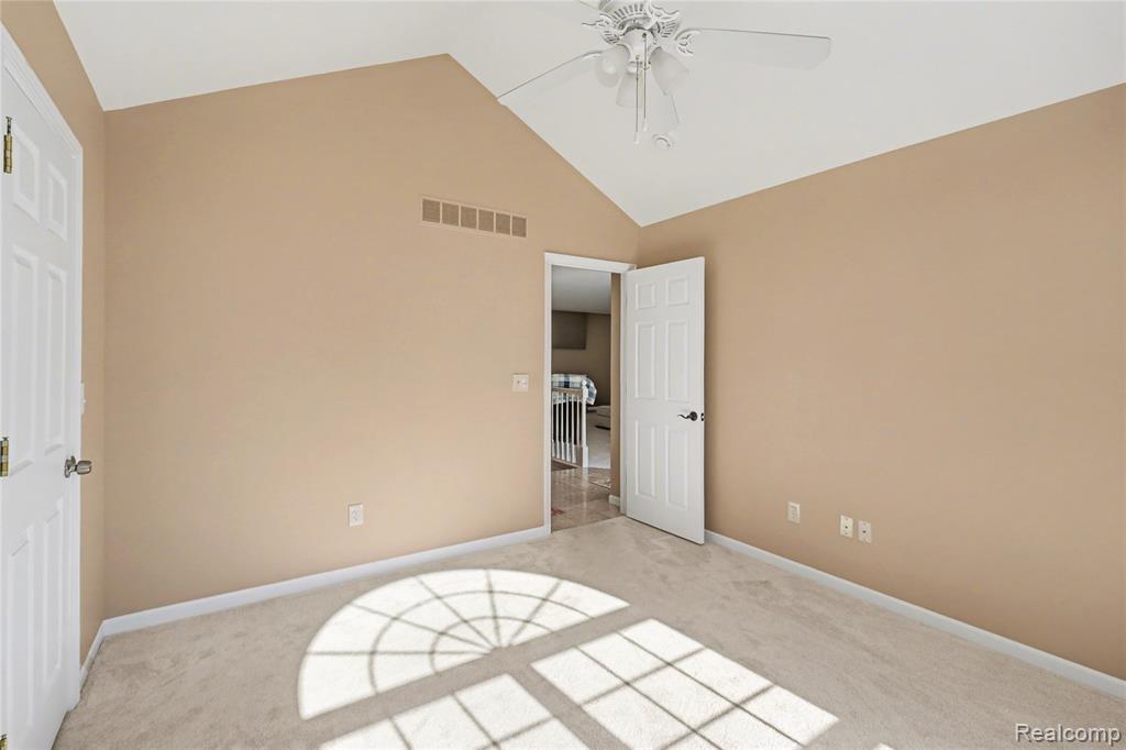 8530 Pineview Lake Drive, Linden, MI 48451 — Photo 9