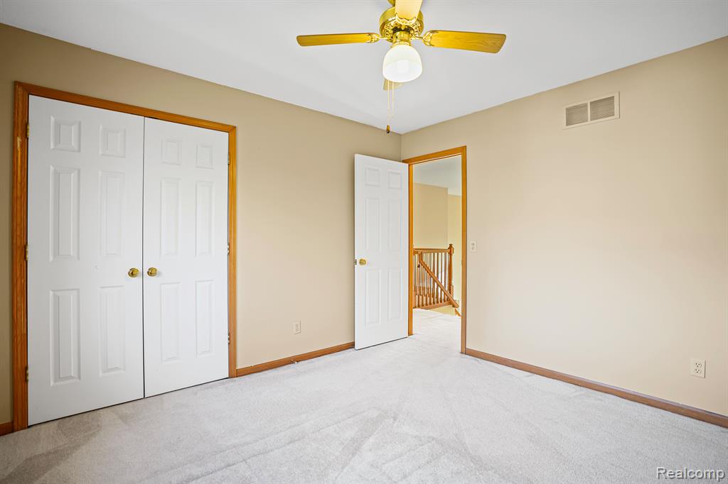 564 CHASSEUR Drive, Grand Blanc, MI 48439 — Photo 41