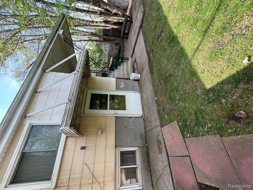 514 N Harris Road, Ypsilanti, MI 48198 — Photo 2