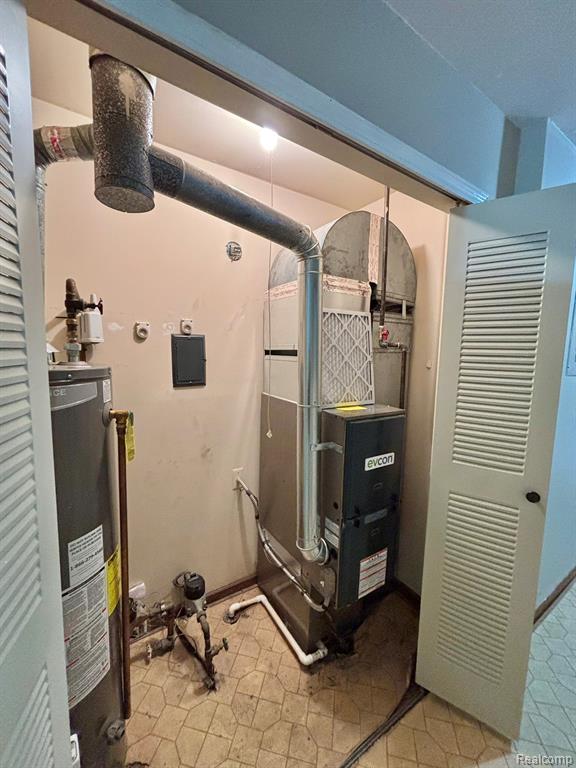 401 Doremus S Doremus Lane W, 10, Saint Clair Shores, MI 48080 — Photo 34