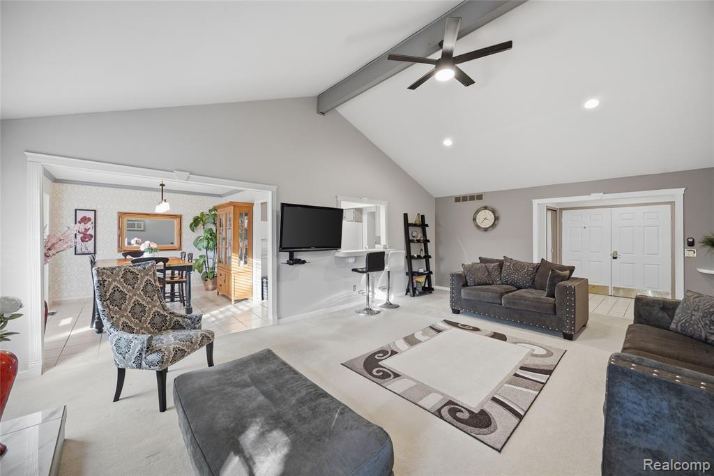 40645 Heatherlea Court, Clinton Twp, MI 48038 — Photo 8