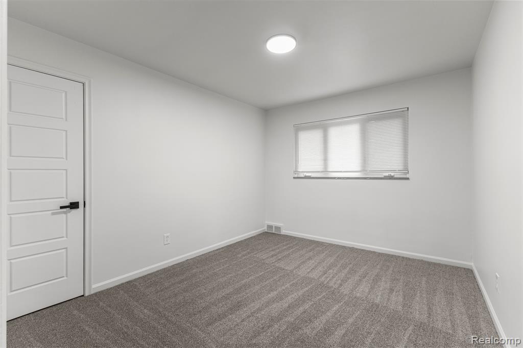 9983 Hemingway, Redford, MI 48239 — Photo 15