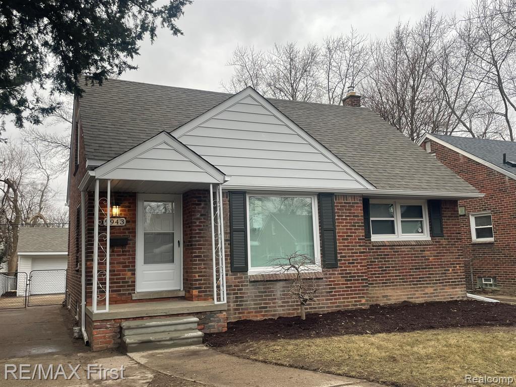 9943 Grayfield, Redford, MI 48239 — front exterior