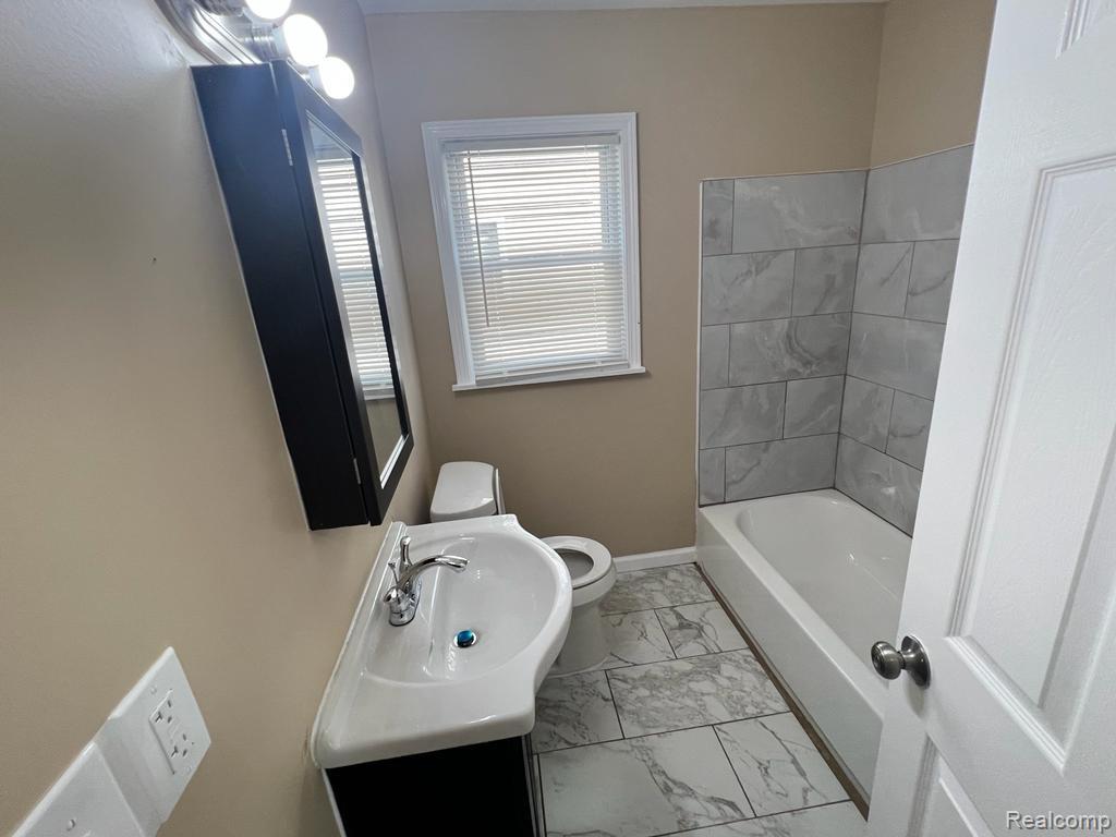 9091 Fielding Street, Detroit, MI 48228 — Photo 3