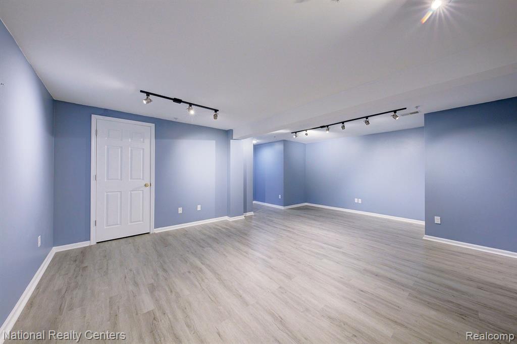 14104 ADRI Circle, Walled Lake, MI 48390 — Photo 22