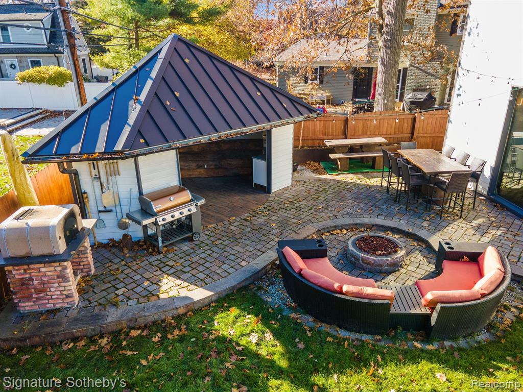 824 Wimbleton Drive, Birmingham, MI 48009 — Photo 40