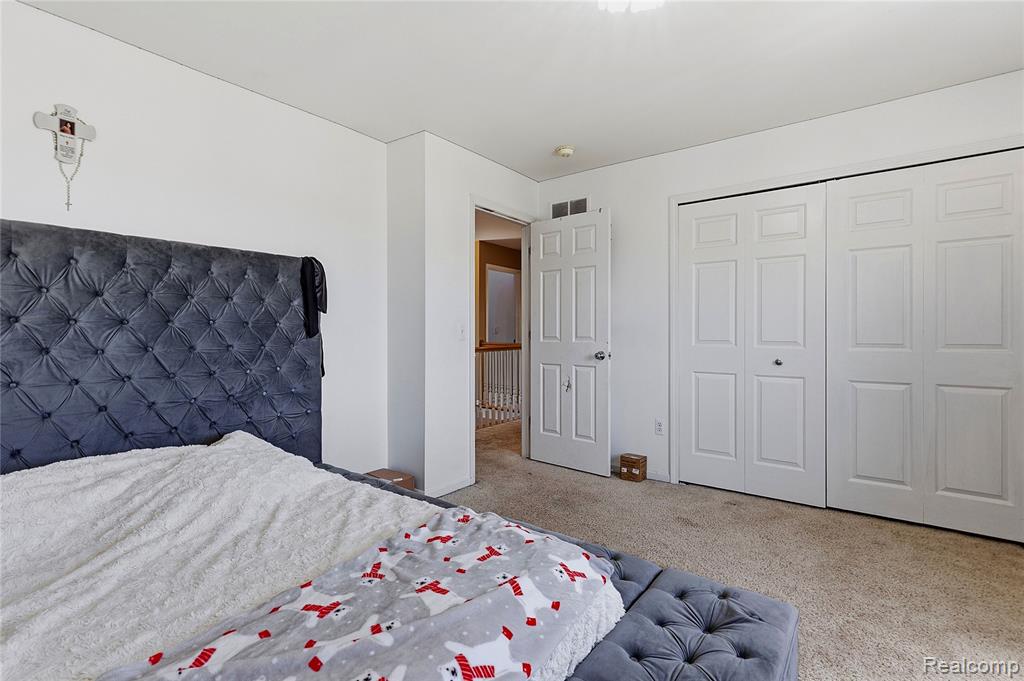 50426 Chief Drive, Macomb, MI 48044 — Photo 31