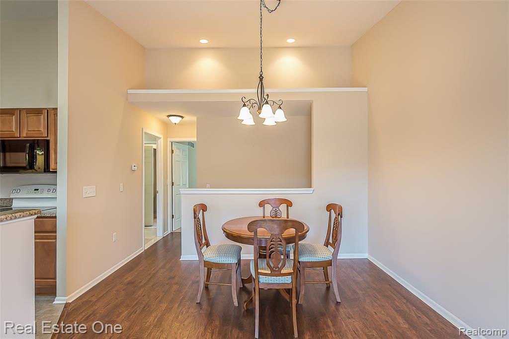 61726 VALLEY FORGE, South Lyon, MI 48178 — Photo 14