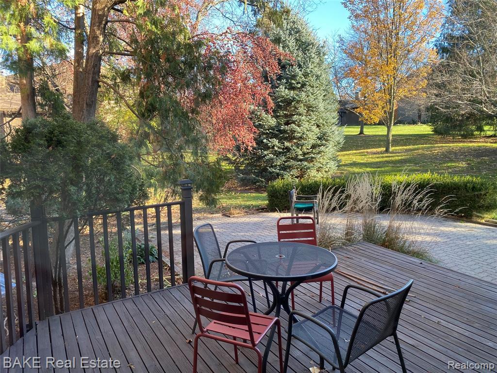 881 Greenhills Drive, Ann Arbor, MI 48105 — Photo 36