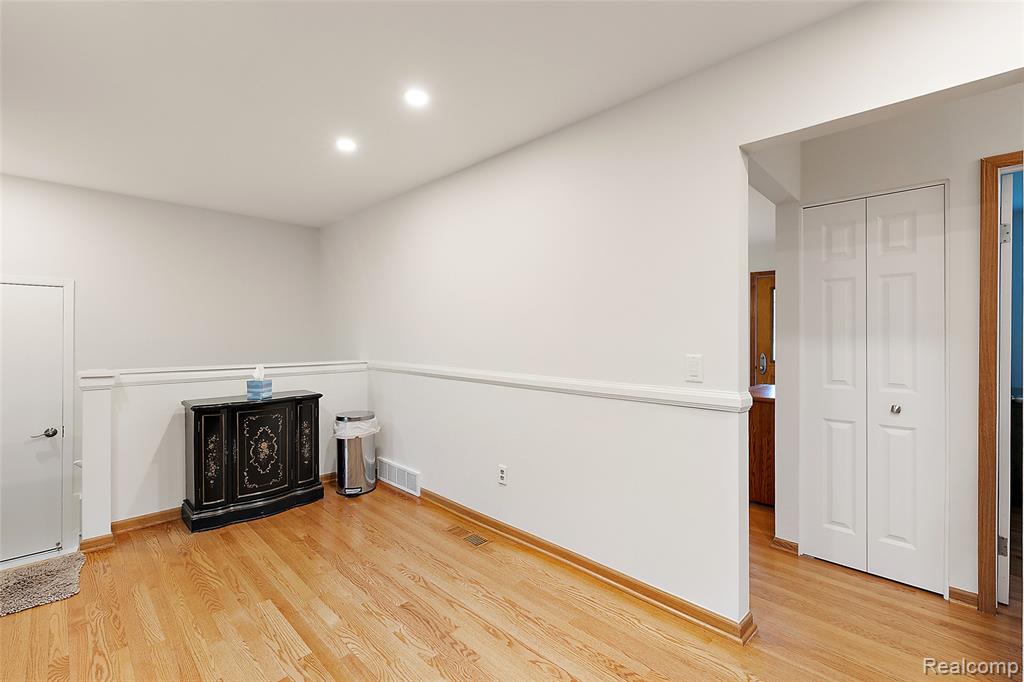 48242 FORBES Drive, Chesterfield, MI 48047 — Photo 13